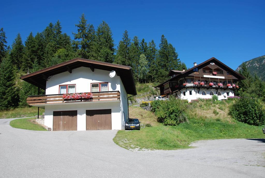 Ferienwohnung Pension Tirol Bichlbach Exterior photo