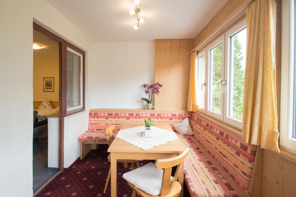 Ferienwohnung Pension Tirol Bichlbach Exterior photo