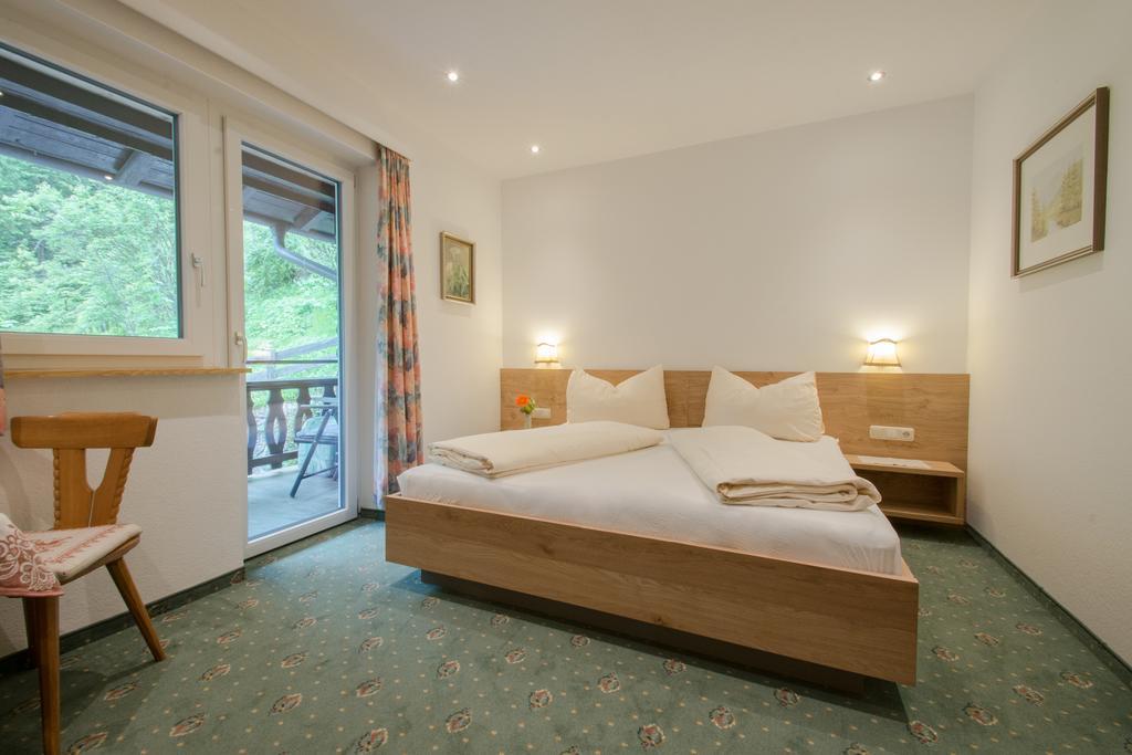 Ferienwohnung Pension Tirol Bichlbach Exterior photo