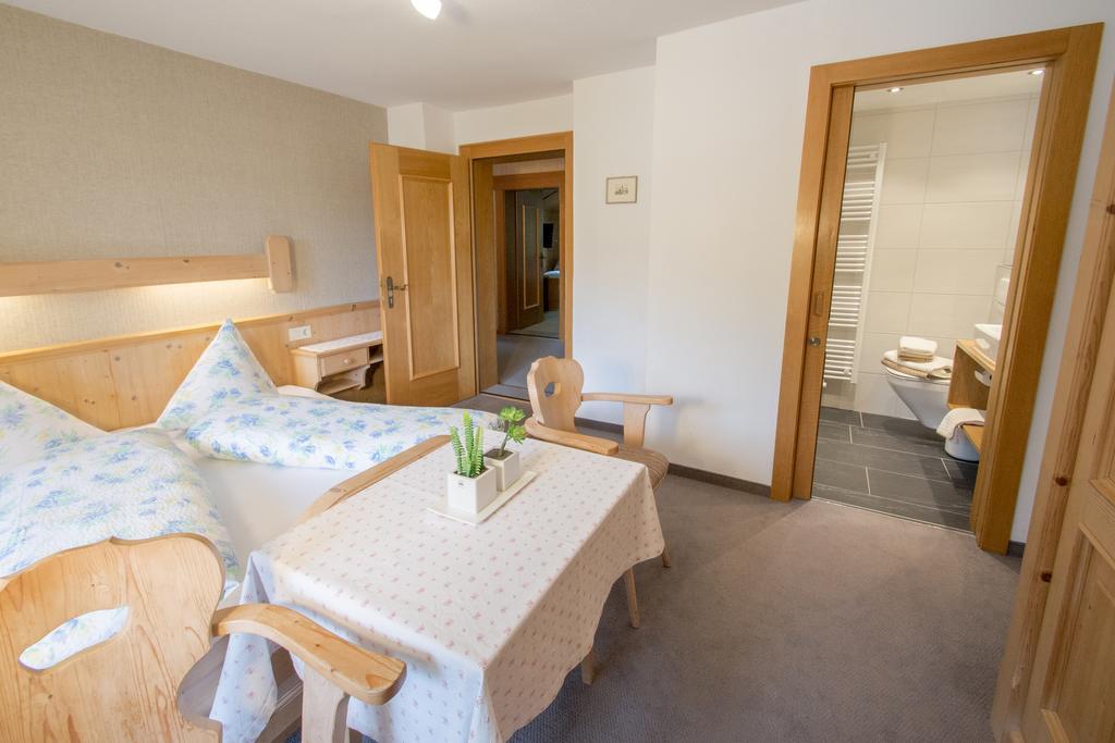 Ferienwohnung Pension Tirol Bichlbach Exterior photo
